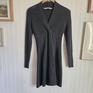 Athleta Merino Wool Gray Ribbed Long Sleeve Knit V-neck Dress